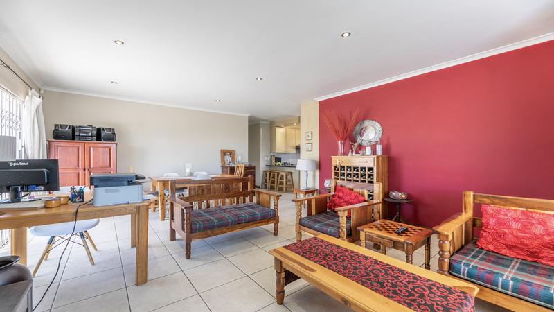 3 Bedroom Property for Sale in Zonnendal Western Cape